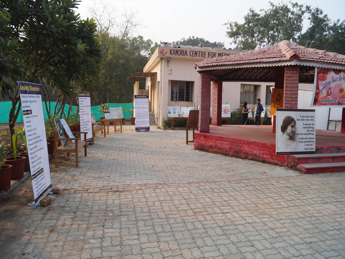 ent specialist in gandhinagar